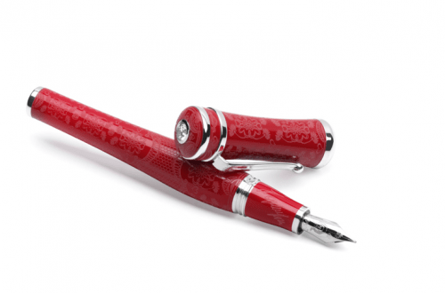 Montegrappa Icons Collection Honors Sophia Loren 10 sophia loren montegrappa pen Montegrappa Icons Collection Honors Sophia Loren - EAT LOVE SAVOR International Luxury Lifestyle Magazine