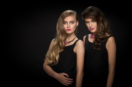 Discover Senti Fiori: Scent and Jewelry Form Unique Wearable Art Experience 5 017 senti fiori 2 models pink Discover Senti Fiori: Scent and Jewelry Form Unique Wearable Art Experience - EAT LOVE SAVOR International Luxury Lifestyle Magazine